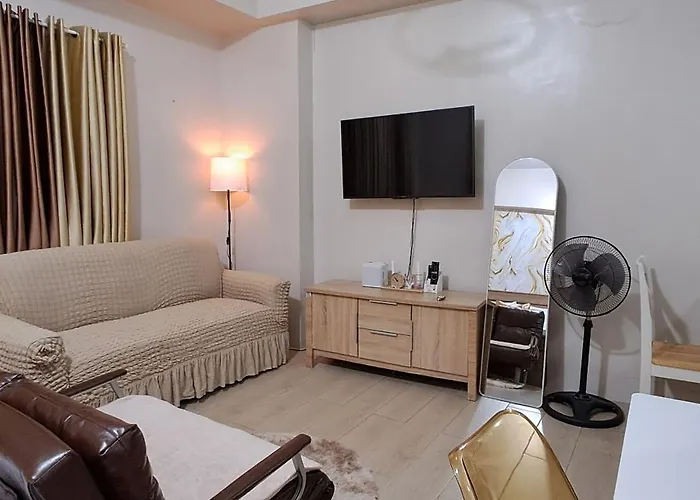 Bozy Staycation Manila